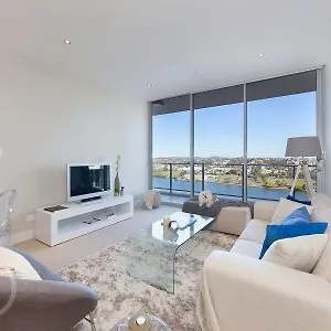 **** Aparthotel Promenade Hamilton Australia
